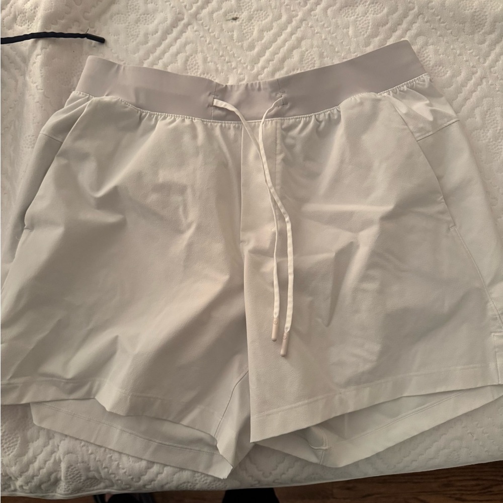 lululemon athletica white Athletic Shorts - 5inch